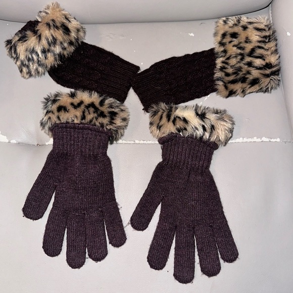 Accessories - Women’s Leopard Faux Fur Gloves and Arm Warmers
